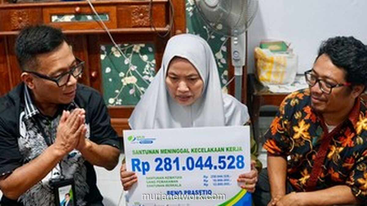 BPJS Ketenagakerjaan Serahkan Santunan Rp281 Juta untuk Ahli Waris Petugas PPSU Tewas Kecelakaan Kerja