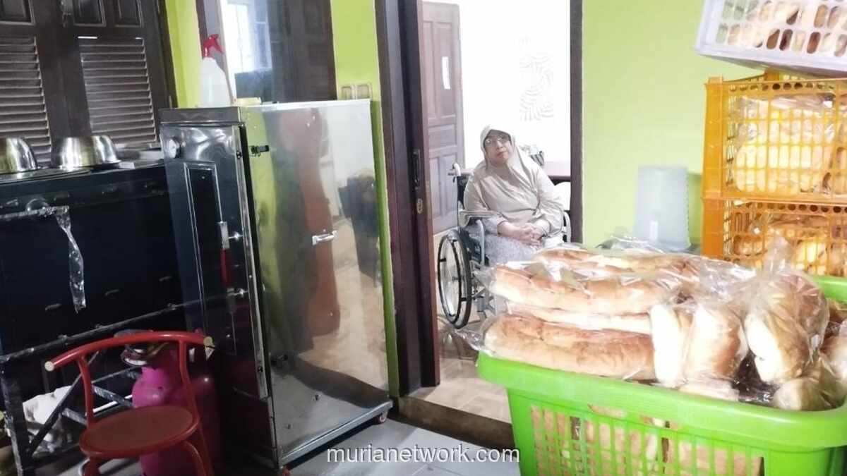 PNM Dukung Penyandang Disabilitas di Samarinda Bangkit Lewat Usaha Roti