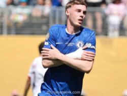Cole Palmer Tegaskan Komitmen di Chelsea, Bantah Rumor Kepindahan ke MU