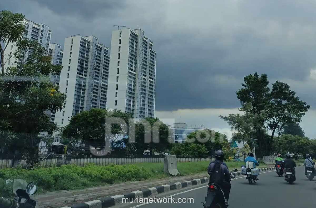 BMKG Prakirakan Hujan Ringan hingga Sedang Guyur Jakarta Pagi Ini