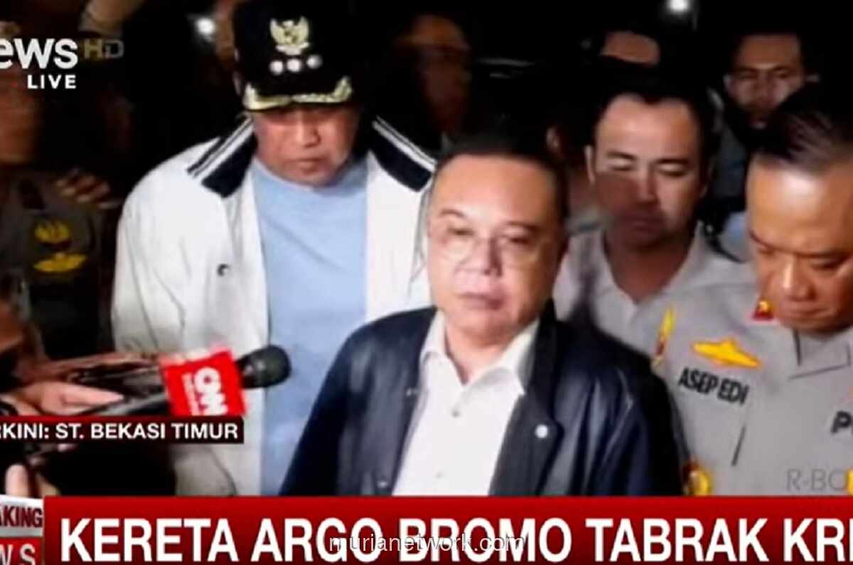 Tabrakan Kereta Argo Bromo Anggrek dan KRL di Bekasi Timur, 4 Orang Tewas