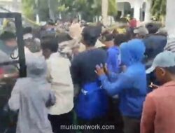 Ratusan Warga Takalar Rusak Pagar Kantor Bupati, Tolak Pembangunan Kawasan Industri Laikang