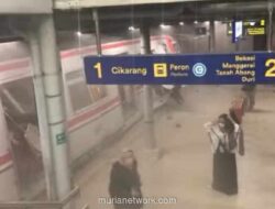 Tabrakan Frontalka Argo Bromo Anggrek dan KRL di Stasiun Bekasi Timur, Jalur Kereta Lumpuh Total