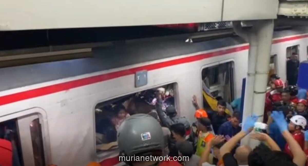 Tabrakan Kereta Argo Bromo Anggrek dengan KRL di Bekasi, Tiga Penumpang Tewas