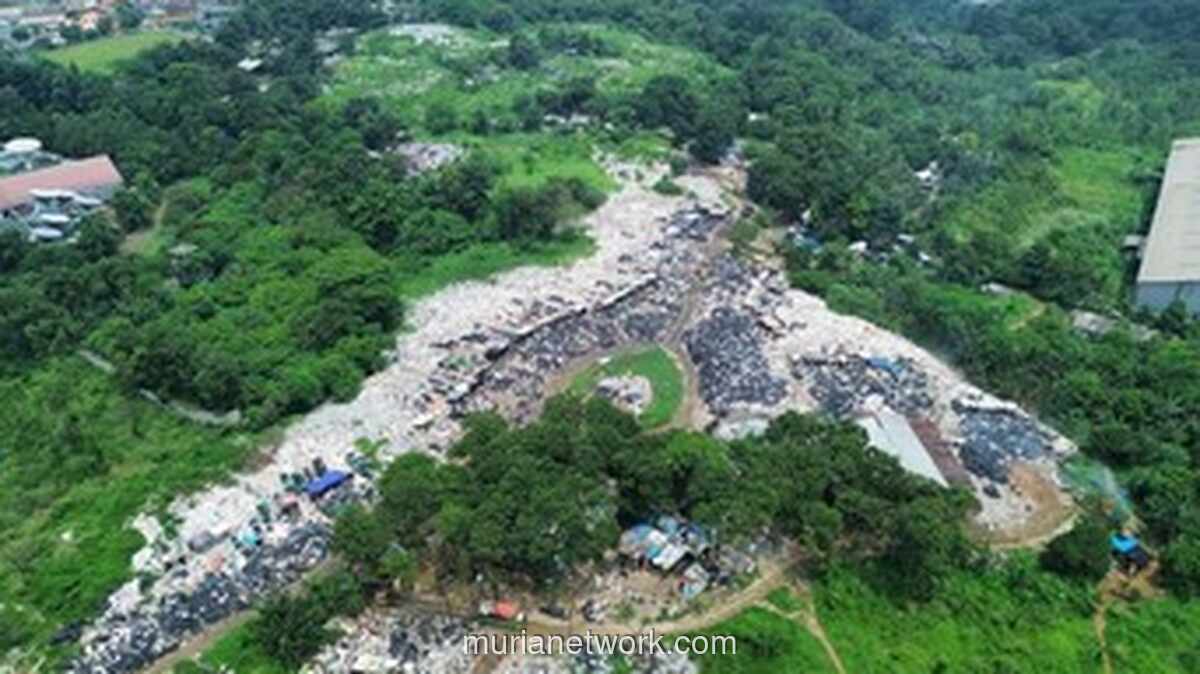 DLH Bogor Segel Lokasi Pembuangan Sampah Ilegal di Desa Kembang Kuning
