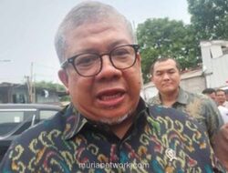 Fahri Hamzah Kritik Pernyataan Saiful Mujani Soal Menjatuhkan Prabowo