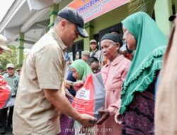 Gubernur Jateng Tinjau Banjir Demak, Tekankan Penanganan dari Hulu ke Hilir