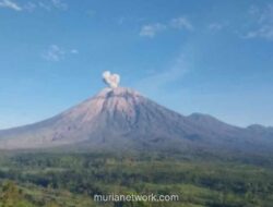 Gunung Semeru Erupsi 6 Kali dalam 6 Jam, Status Tetap Siaga Level III