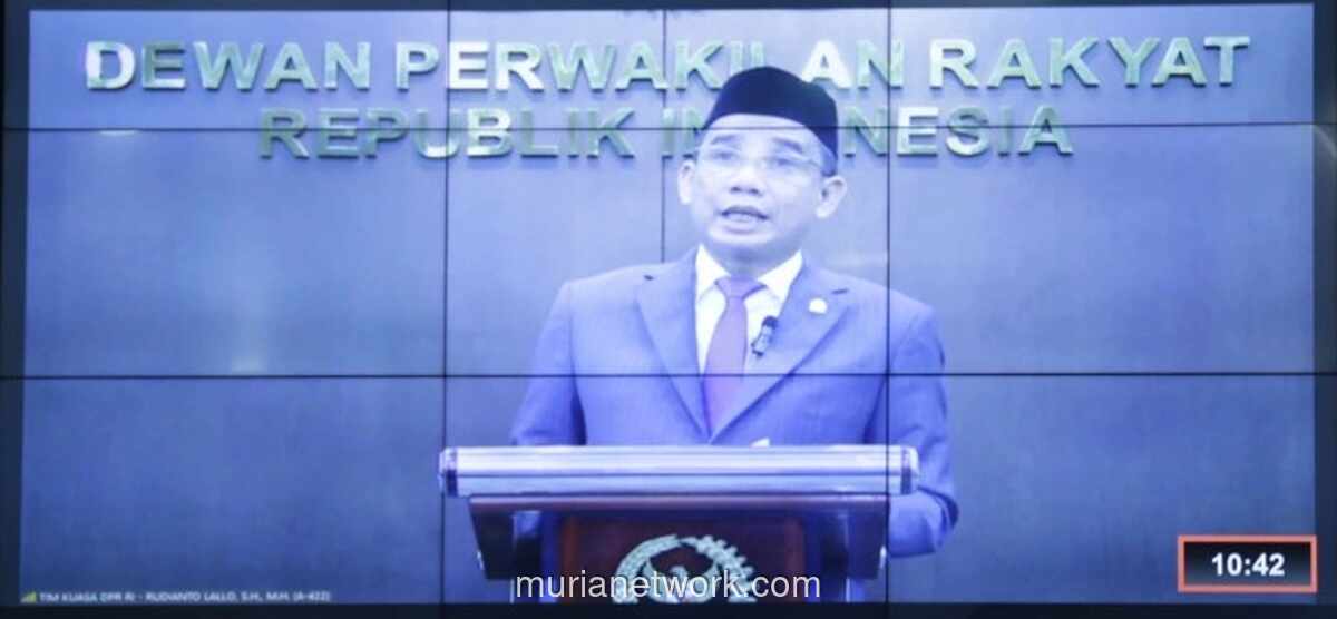 DPR Klaim Pasal Penghinaan di KUHP Bukan untuk Membungkam Kritik