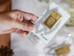 Analis Prediksi Harga Emas Bisa Sentuh Rp3 Juta per Gram Pekan Depan