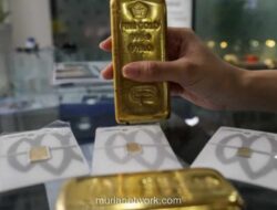 Harga Emas Anjlok 12% pada Maret 2026, Catat Bulan Terburuk Sejak 2013