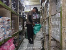 Harga Plastik Melonjak hingga 100%, Stok di Padang Menipis