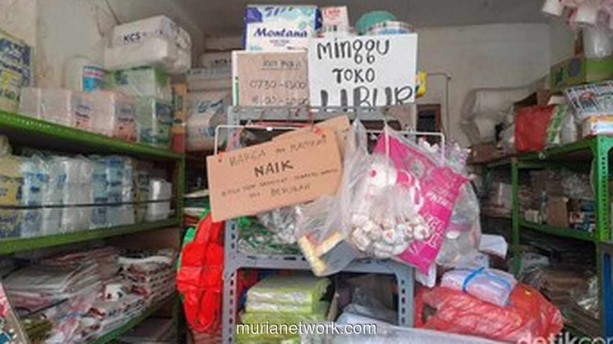 Gubernur DKI Yakinkan Stok Pokok Aman Meski Harga Plastik Tertekan Konflik Timur Tengah