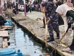 CT Arsa Foundation dan Koarmada RI Tanam 300 Mangrove serta Salurkan Bantuan untuk Warga Muara Angke Peringati Hari Bumi