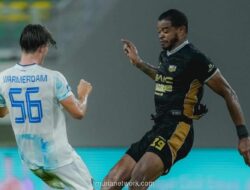 Dewa United Kalahkan PSIM 1-0 Berkat Penalti Alex Martins