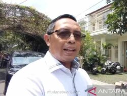 Hasan Nasbi Kritik Pernyataan Provokatif di Tengah Tantangan Global