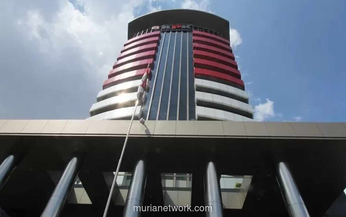 KPK Periksa Belasan Pejabat Tulungagung Usai OTT Bupati