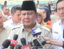 Prabowo Tinjau Lokasi Kecelakaan Kereta di Bekasi, Setujui Pembangunan Fly Over Rp4 Triliun