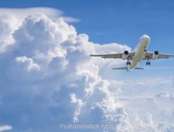 Iran Buka Kembali Penerbangan Internasional, Dimulai dari Bandara Mashhad