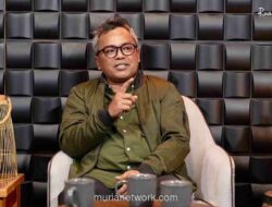 Islah Bahrawi Kritik Kebijakan Prabowo yang Dinilai Jauh dari Janji dalam Buku Paradoks Indonesia