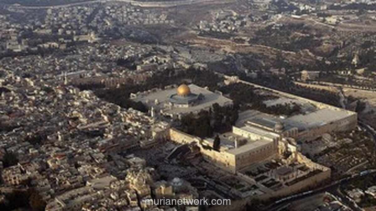 Israel Larang Dua Pendakwah Palestina Masuk Masjid Al-Aqsa Selama Sepekan