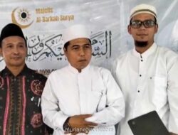 Kiai Ilyas Desak Penyelesaian Kasus KM 50 dan Vina dalam Istighotsah Kubro Cirebon