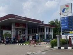 Panic Buying BBM di Jagakarsa Picu Stok SPBU Habis, Pemerintah Tegaskan Harga Tak Naik