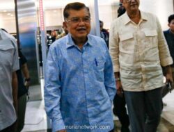 JK Desak Jokowi Tunjukkan Ijazah Asli untuk Hentikan Perpecahan