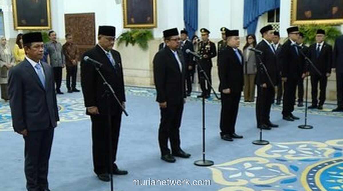 Presiden Prabowo Lantik Jumhur Hidayat sebagai Menteri Lingkungan Hidup, Faisol Hanif Dialihkan ke Wakil Menko Pangan