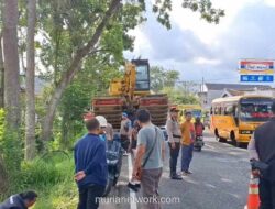 Truk Alat Berat Seret Kabel, 500 Pelanggan PLN di Tulungagung Gelap