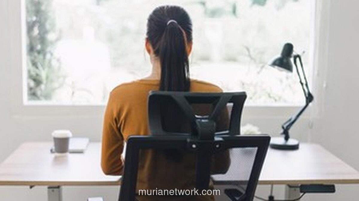 Kamboja Terapkan WFH untuk ASN Atasi Dampak Lonjakan Harga BBM Global