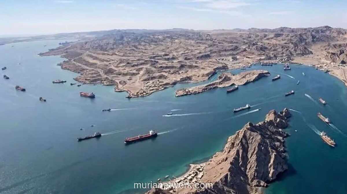 Kapal Tanker yang Disanksi AS Uji Blokade Baru di Selat Hormuz