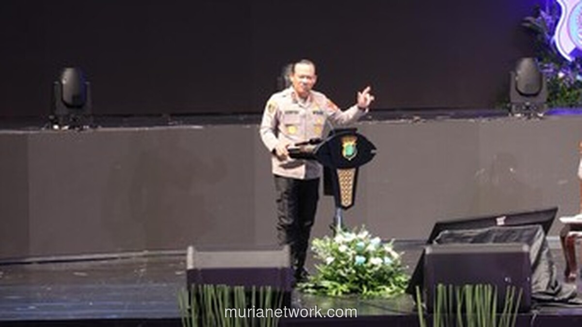 Polda Metro Jaya Gelar Latihan Taktis Sispamkota untuk Antisipasi Gangguan Keamanan