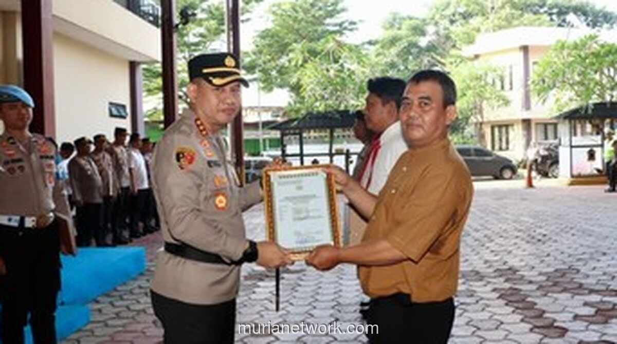 Polres Jakpus Beri Penghargaan ke Warga dan Personel Atas Sinergi Ungkap Narkoba