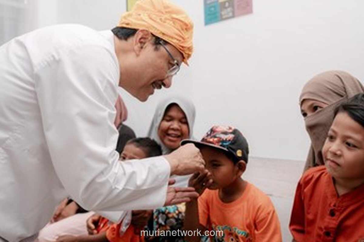 Mensos Gus Ipul Tinjau Pemanfaatan Bantuan Laptop di Sekolah Rakyat Sigi