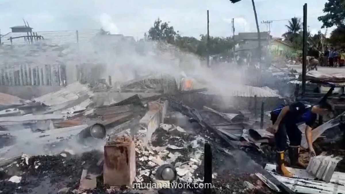 Kebakaran Hanguskan Dua Rumah dan Ruko di Katingan, Kerugian Capai Rp900 Juta