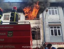Kebakaran Hanguskan Ruko Grosir Sepatu di Pematangsiantar, Tak Ada Korban Jiwa