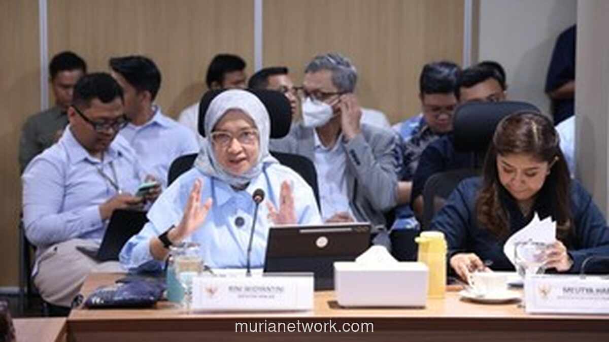 Pemerintah Perluas Digitalisasi Bansos ke 42 Daerah Usai Pilot Sukses di Banyuwangi