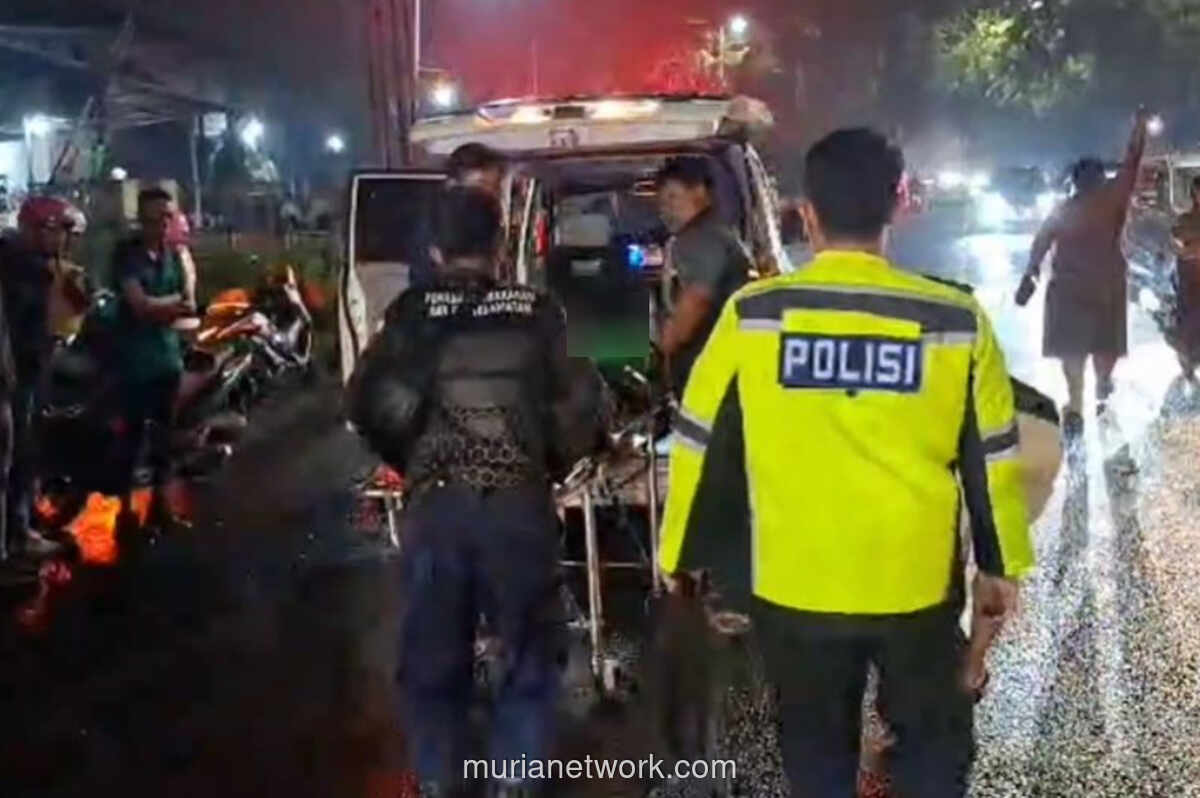 Pengemudi Ojol Tewas Tertabrak Truk Trailer di Ruas Jalan Krian, Sidoarjo