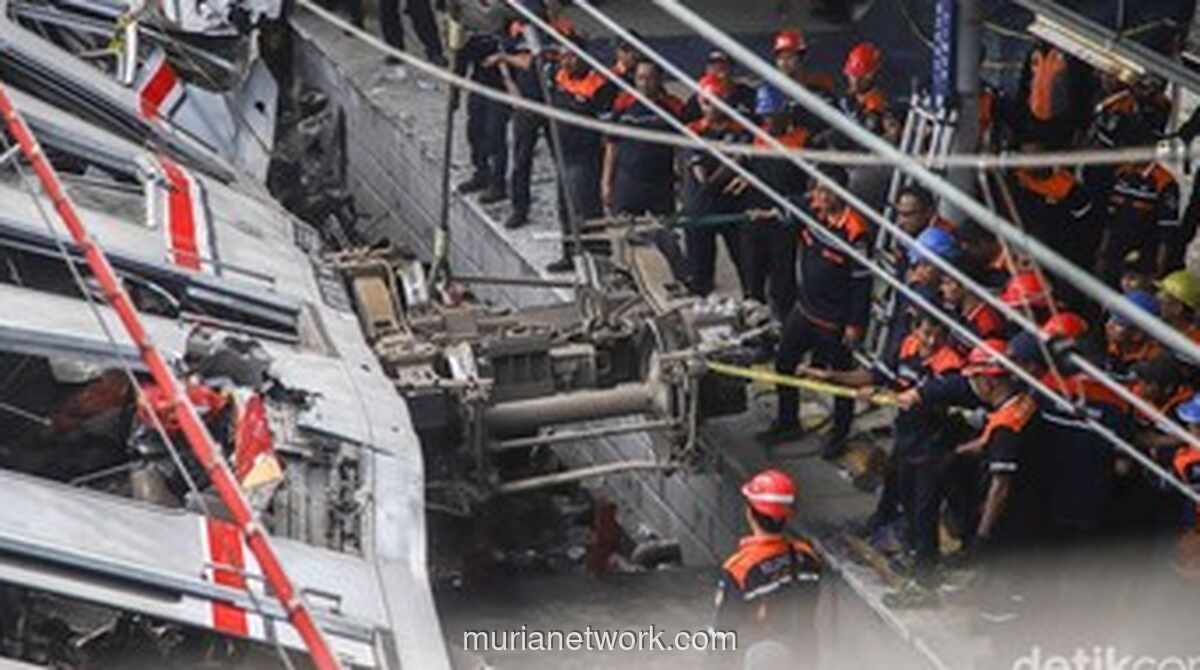 Polisi Selidiki Unsur Human Error di Balik Tabrakan Beruntun Kereta Api di Bekasi Timur yang Tewaskan 16 Orang
