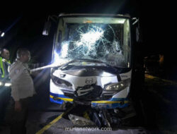 Pengendara Motor Tewas Tabrakan dengan Bus Damri di Sarmi, Warga Sempat Blokir Jalan