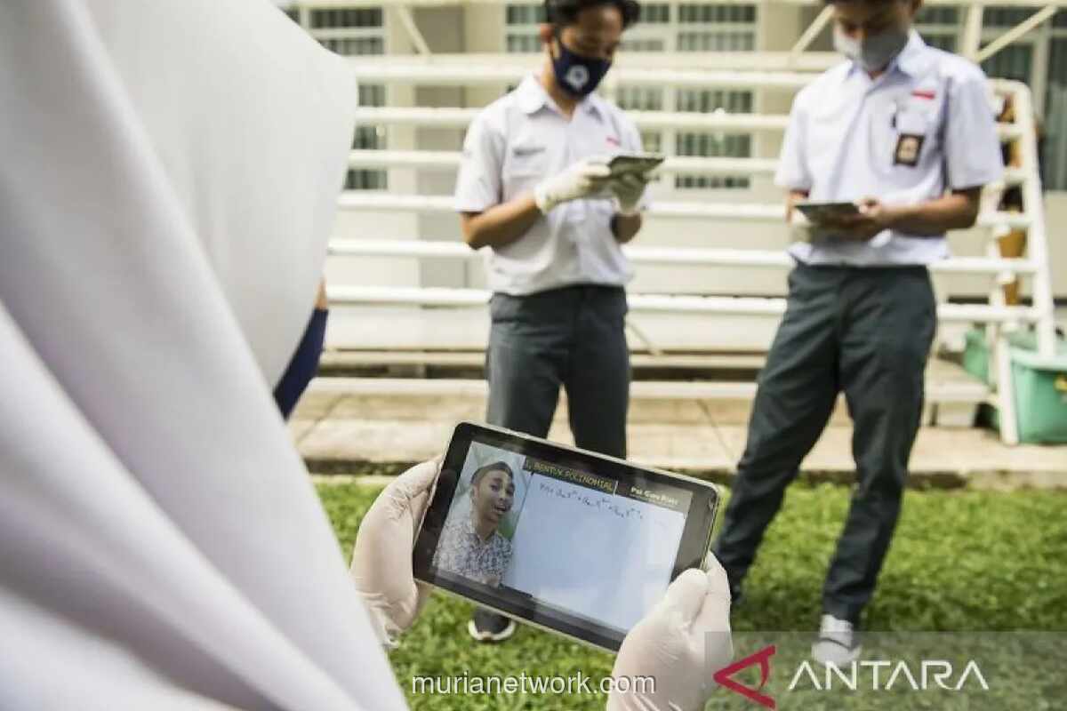 Pendidikan Jarak Jauh untuk Jenjang Menengah Resmi Diluncurkan, Targetkan Penurunan Angka Anak Tidak Sekolah
