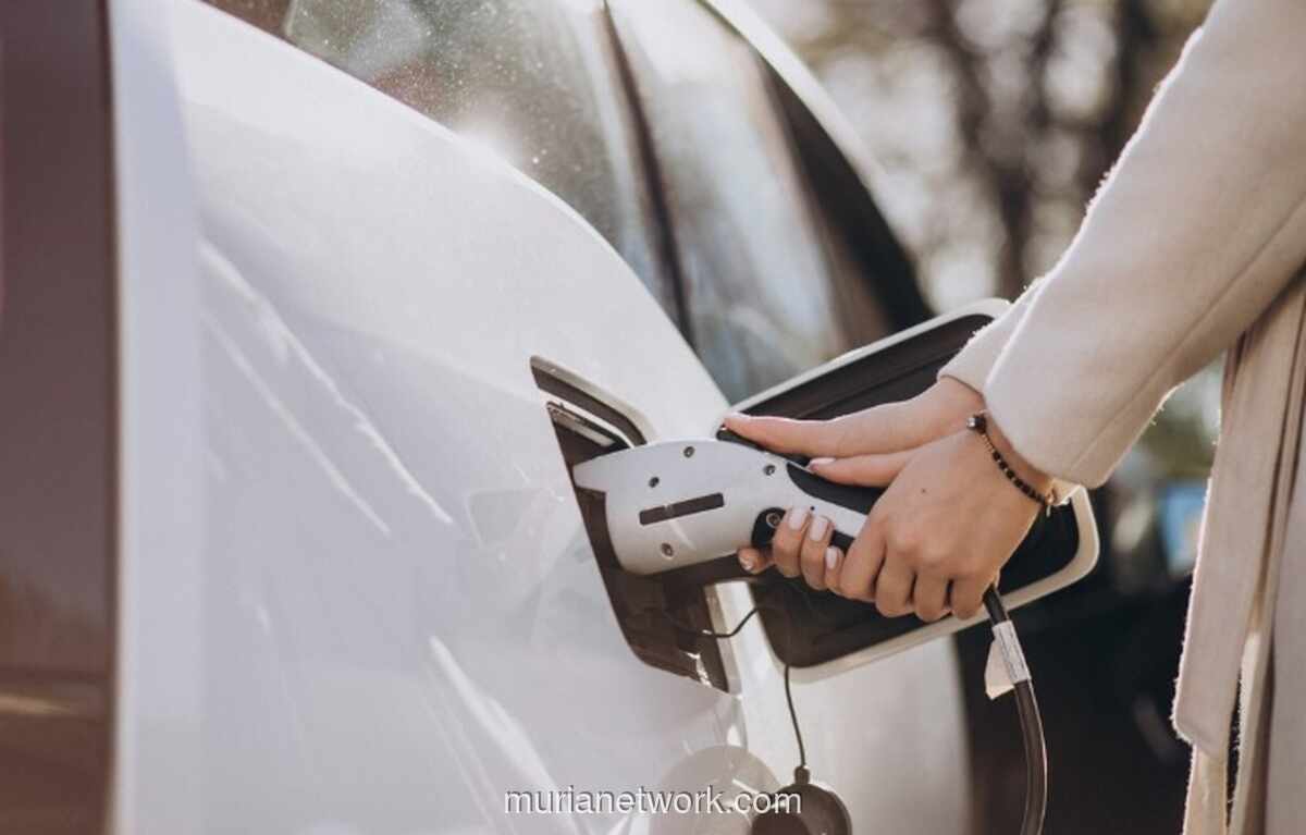 Kemenperin Yakin Aturan Pajak Baru Tak Akan Ganggu Penjualan Mobil Listrik