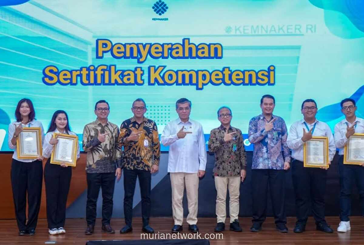 Kemnaker Tutup Program Pemagangan Batch I, Dorong 16.112 Peserta Ambil Sertifikasi Kompetensi Gratis