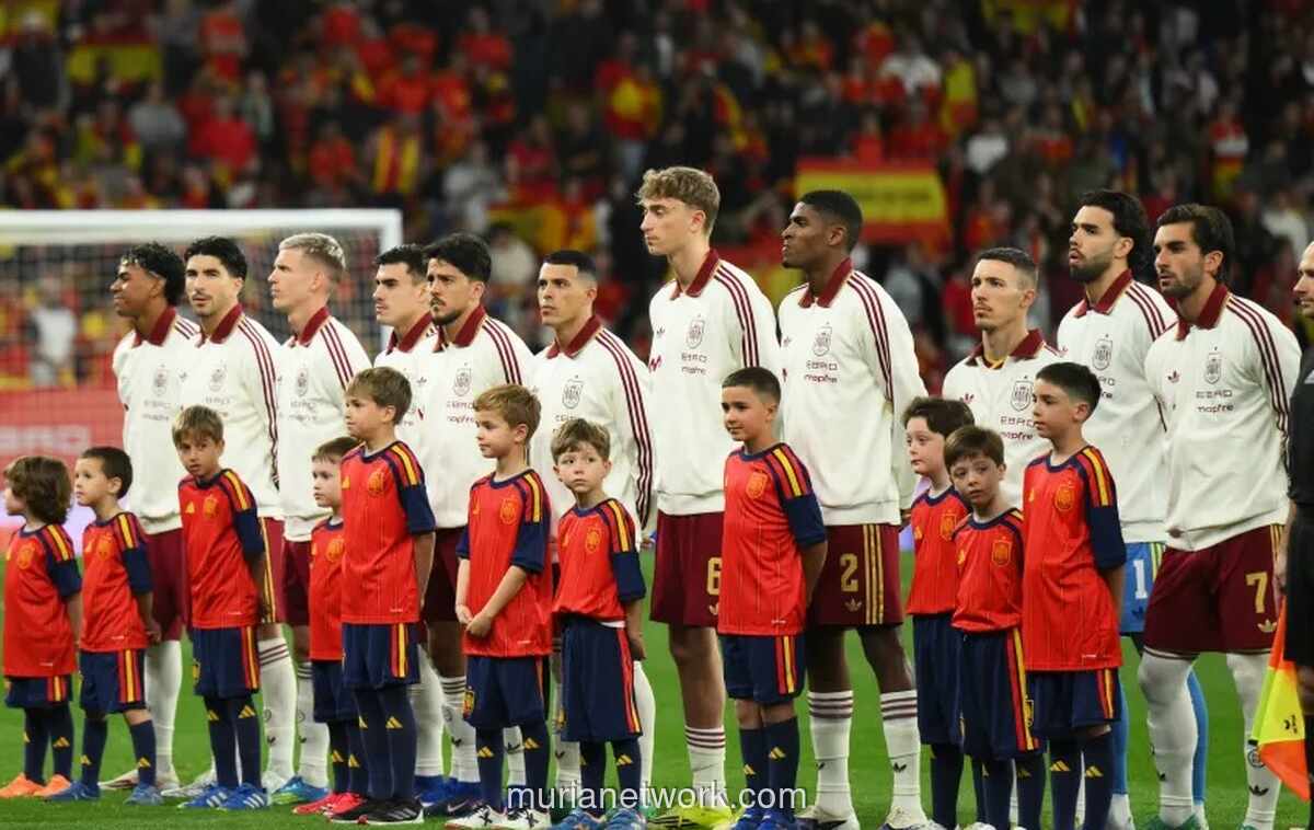Mengapa Pemain Spanyol Tak Bernyanyi Saat Lagu Kebangsaan Berkumandang?