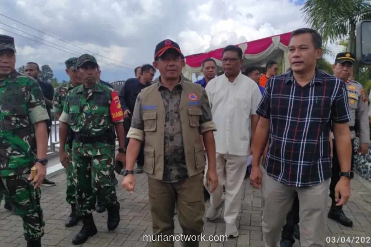 BNPB Tinjau Kerusakan Gereja di Minahasa Pascagempa M7,6, Serahkan Bantuan Langsung