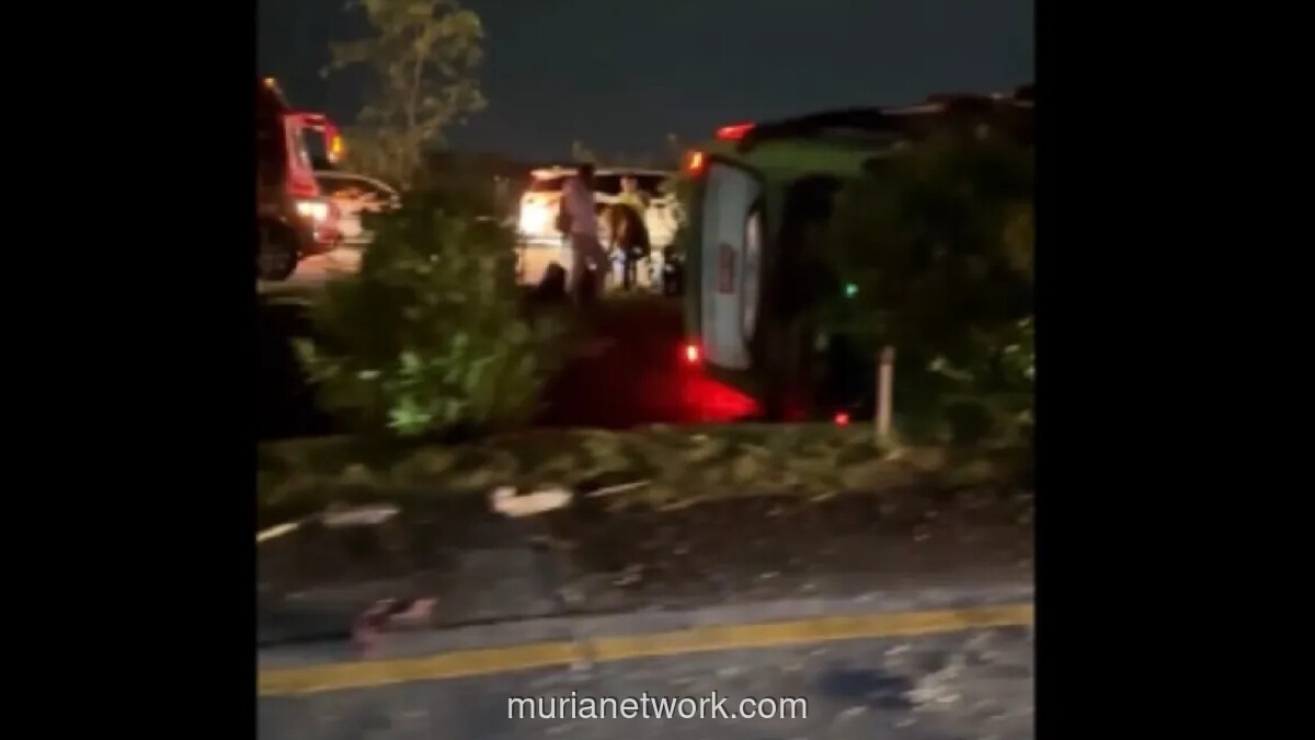 Bus Restu Terbalik di Tol Jombang, Satu Tewas dan Belasan Luka