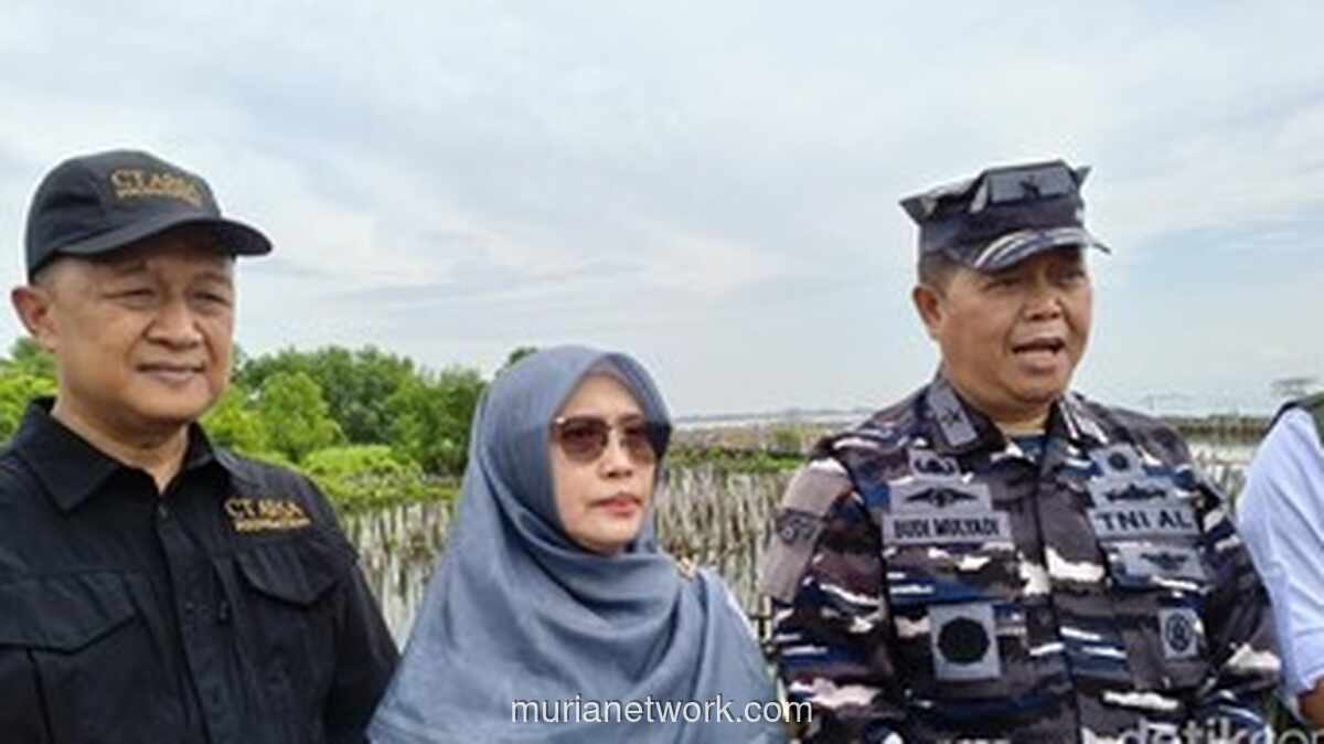 CT Arsa Foundation dan Koarmada RI Bersihkan Lingkungan serta Tanam Mangrove di Muara Angke Peringati Hari Bumi