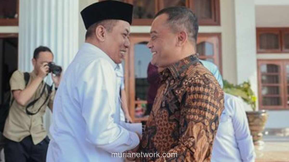 Gubernur Jateng Kukuhkan Pengurus Dekopinwil, Pacu Koperasi Jadi Penggerak Ekonomi Desa