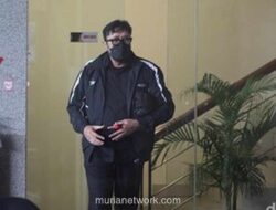 KPK Geledah Rumah Politikus PDIP Ono Surono di Indramayu, Sita Dokumen dan Barang Elektronik